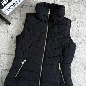 CALVIN KLEIN Quilted Sleeveless Puffer Vest - Black - Size S